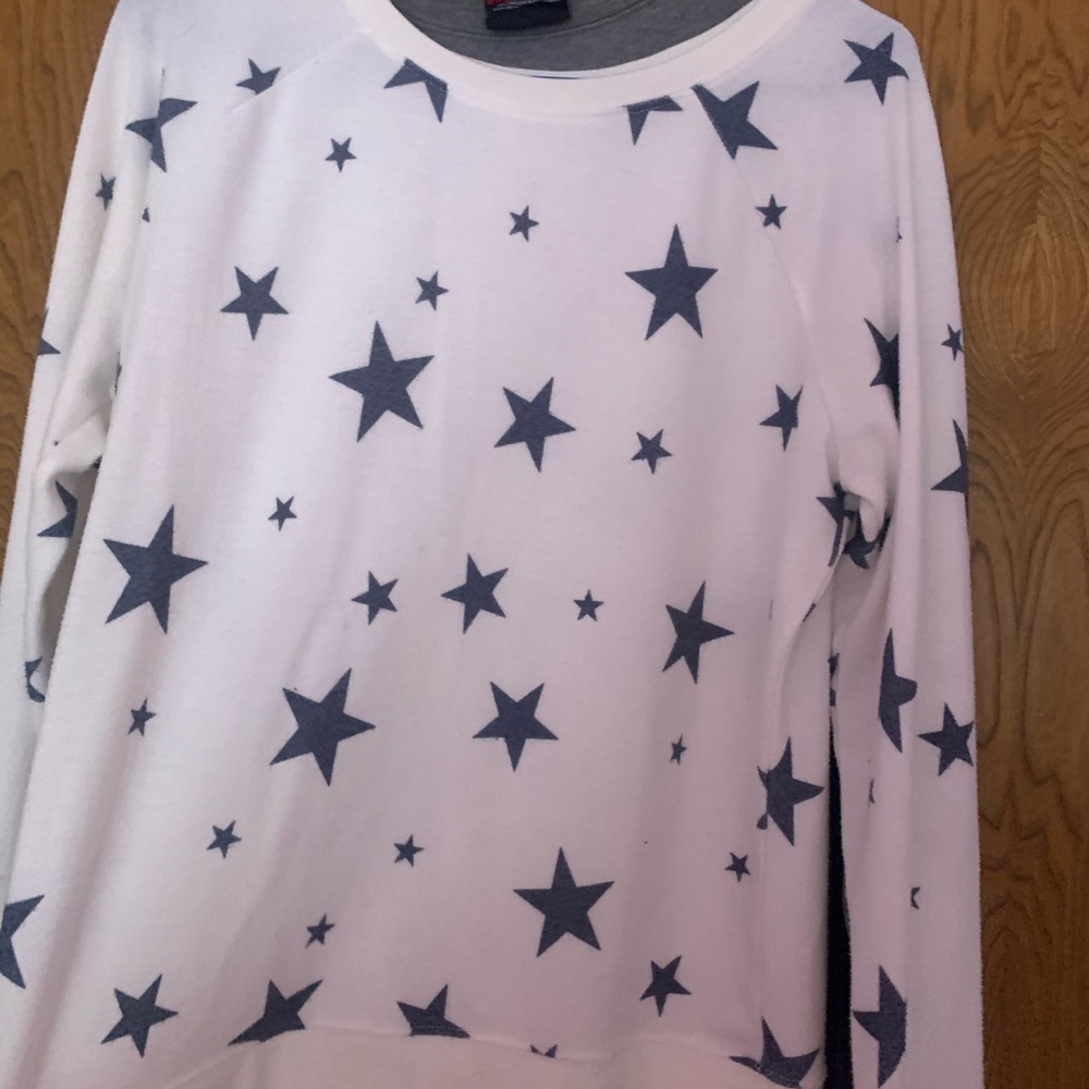 Star sweatshirt!